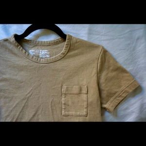 MUJI brown everyday t-shirt with front pocket
